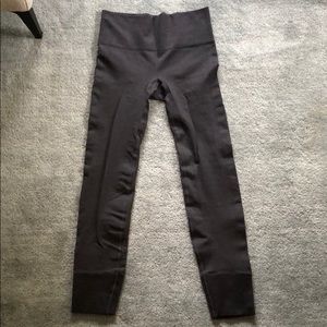 Lululemon Charcoal Tight in Size 4